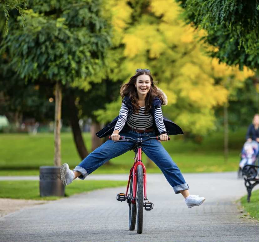 42f709bc-74b8-4bc2-83a4-956a790c91dd